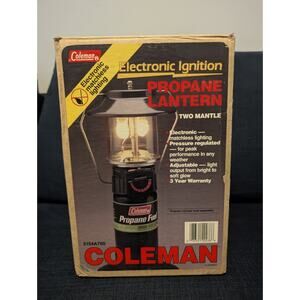 Coleman Electronic Ignition Propane Lantern Two Mantle 5154A700 Brand New